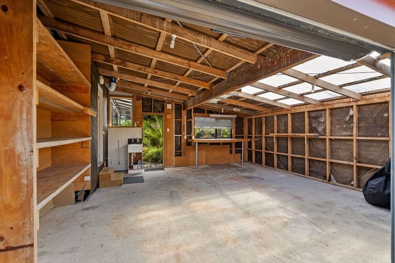 Photo of property in 13 Ferry Road, Waipu, 0510