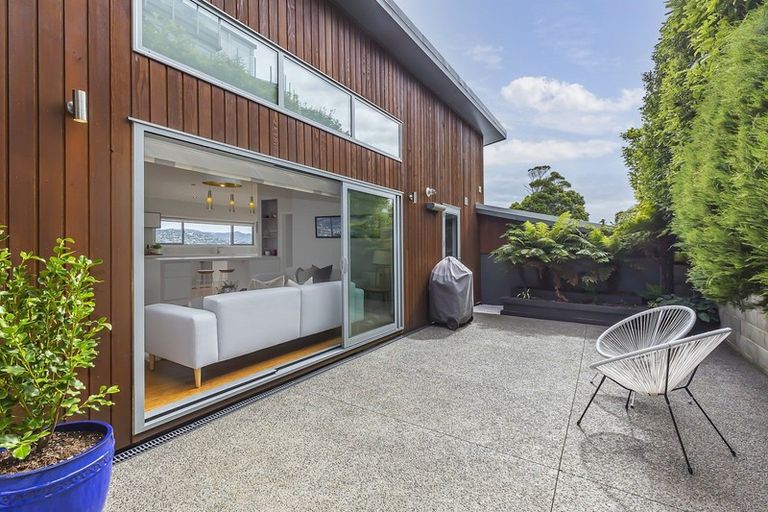 Photo of property in 85e Seatoun Heights Road, Seatoun, Wellington, 6022