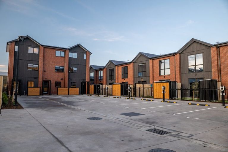 Photo of property in 1/8a Taramea Place, Addington, Christchurch, 8024