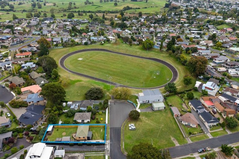 Photo of property in 163 Armstrong Avenue, Te Awamutu, 3800