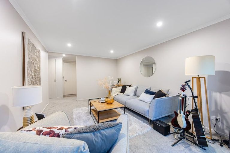 Photo of property in 18 Steamer Road, Silverdale, 0932