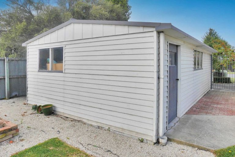 Photo of property in 2 Salmond Street, Hoon Hay, Christchurch, 8025