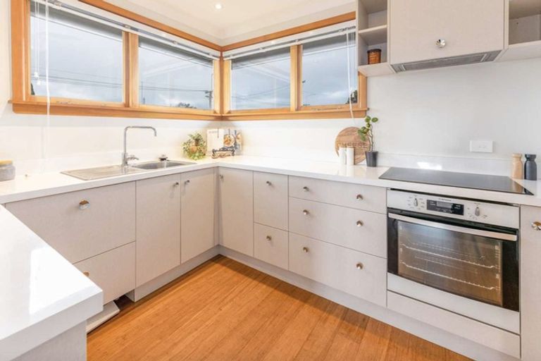 Photo of property in 1/115 Rutland Street, St Albans, Christchurch, 8052