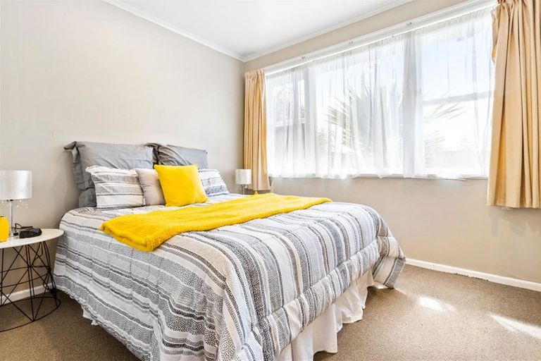 Photo of property in 238 Don Buck Road, Massey, Auckland, 0614