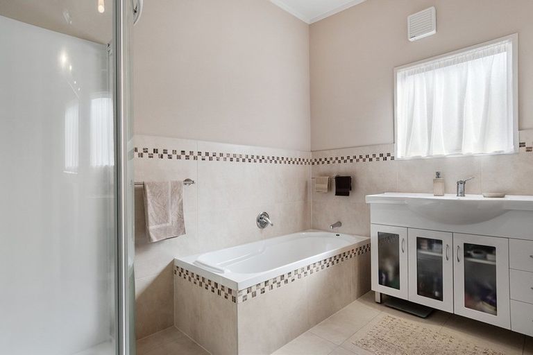 Photo of property in 5 Tarata Street, Matua, Tauranga, 3110