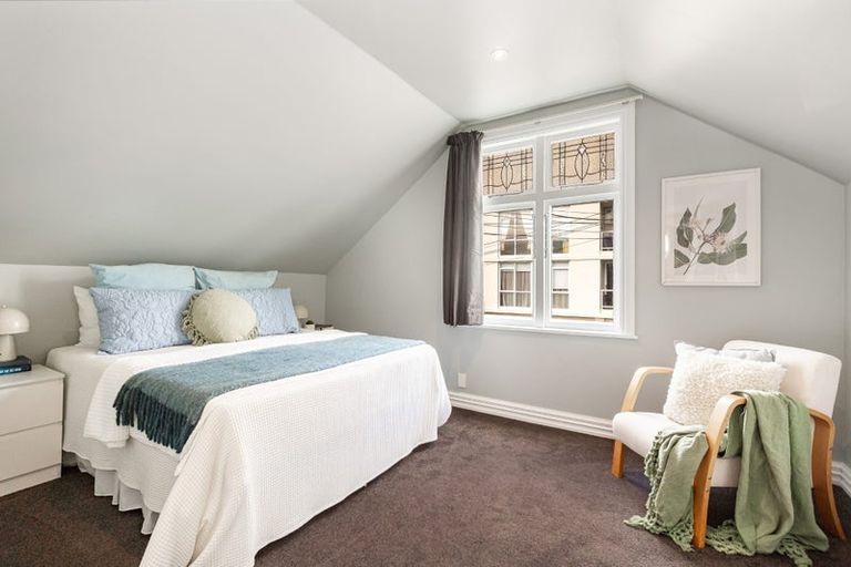 Photo of property in 4 Brougham Street, Mount Victoria, Wellington, 6011