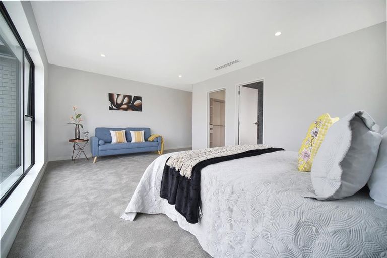 Photo of property in 16 Lumber Rise, Swanson, Auckland, 0614