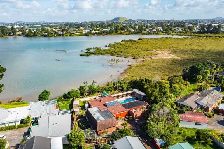 Photo of property in 7 Riverina Avenue, Pakuranga, Auckland, 2010