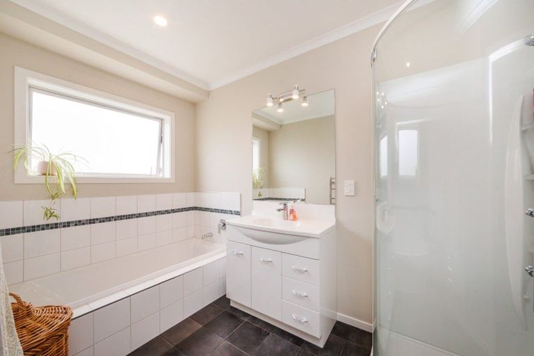 Photo of property in 8 Roots Street West, Feilding, 4702