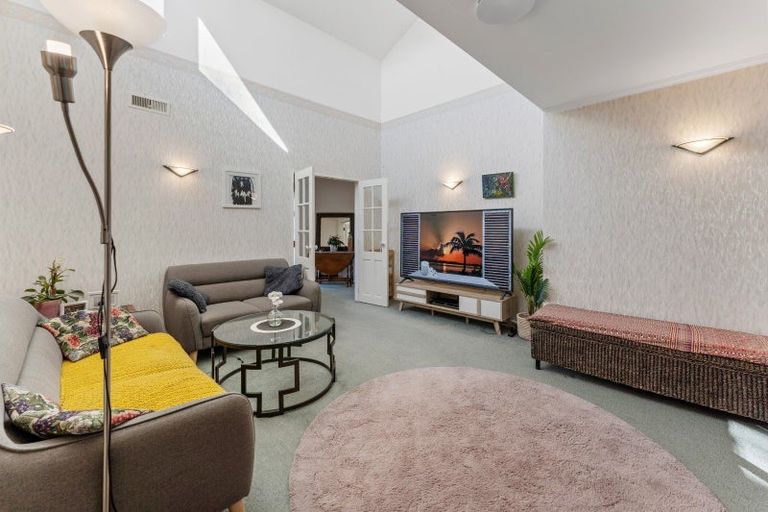 Photo of property in 71 Campbell Avenue, Paraparaumu, 5032