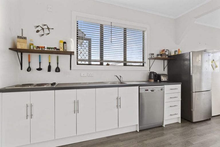 Photo of property in 205 Hakanoa Street, Huntly, 3700