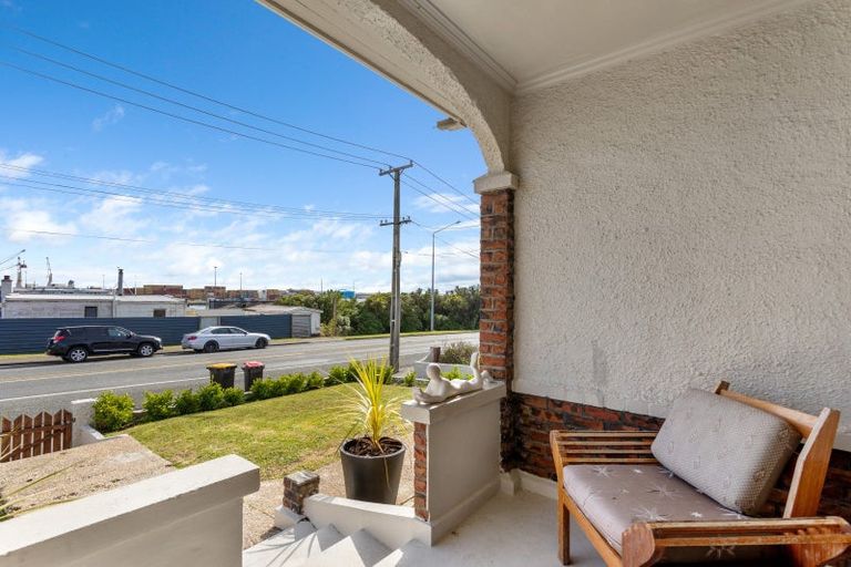 Photo of property in 290 Gore Street, Bluff, 9814