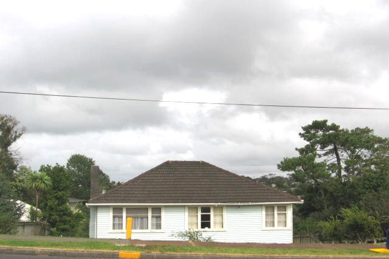 Photo of property in 1/29 Sunnynook Road, Forrest Hill, Auckland, 0620