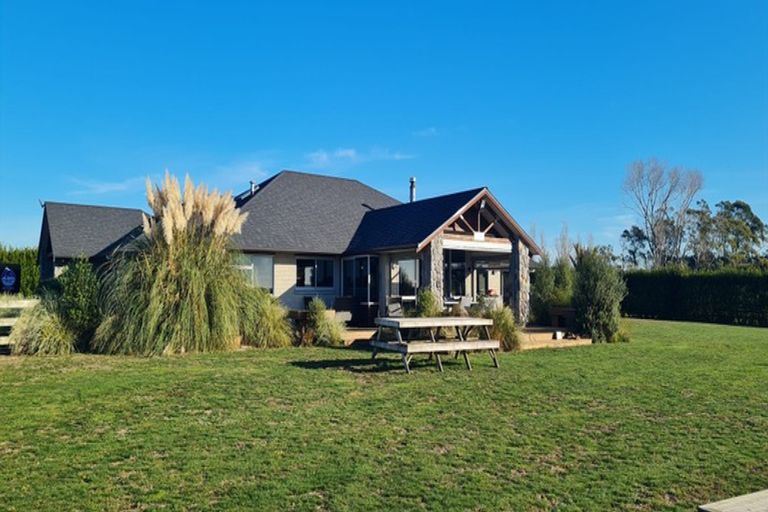 Photo of property in 190 Ohanga Road, Onaero, Waitara, 4383