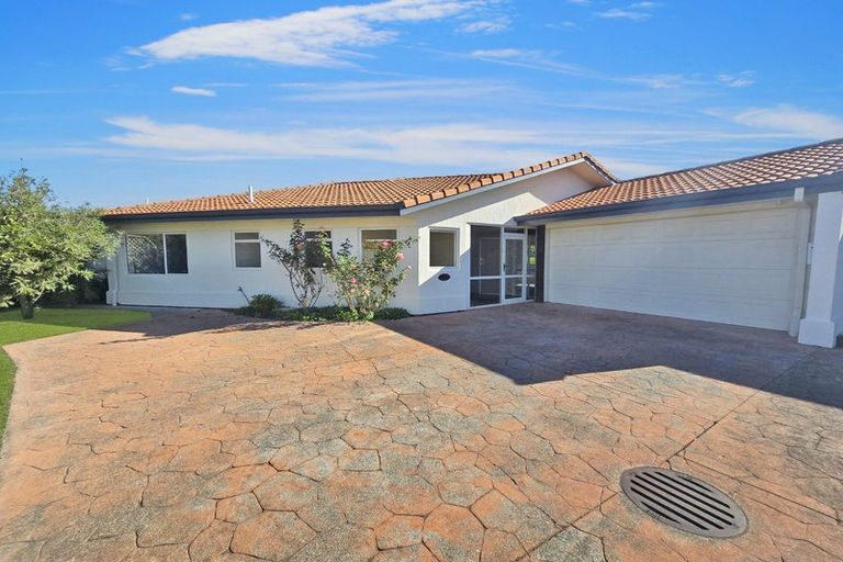 Photo of property in 11b Cheval Place, Taradale, Napier, 4112