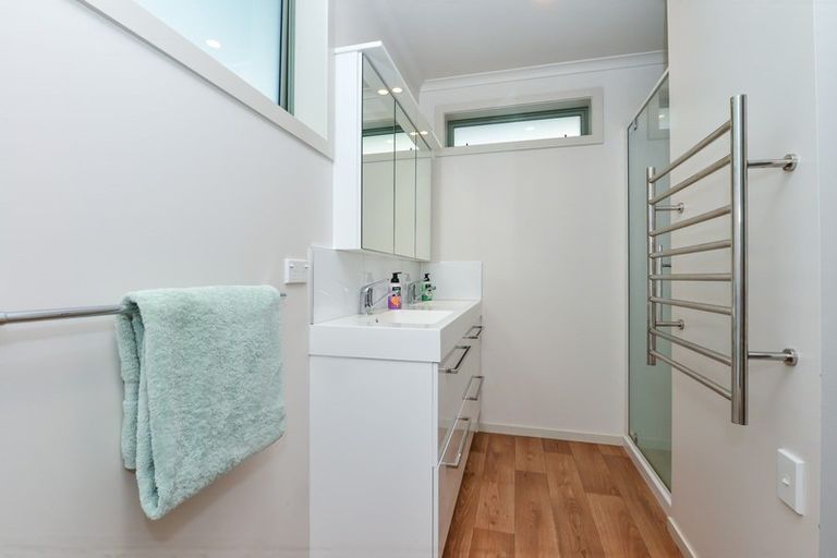 Photo of property in 37 Glen Lynne Avenue, Queenwood, Hamilton, 3210