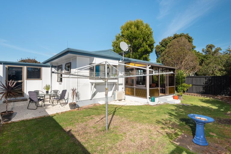 Photo of property in 35 Matavai Street, Mount Maunganui, 3116