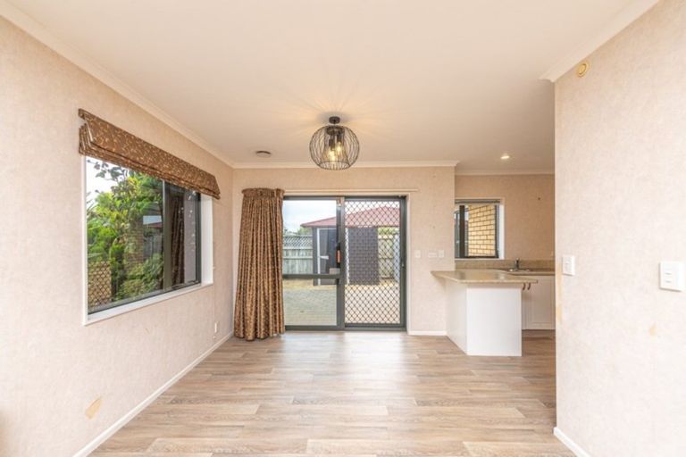 Photo of property in 1 Kelsi Street, Tawhero, Whanganui, 4501