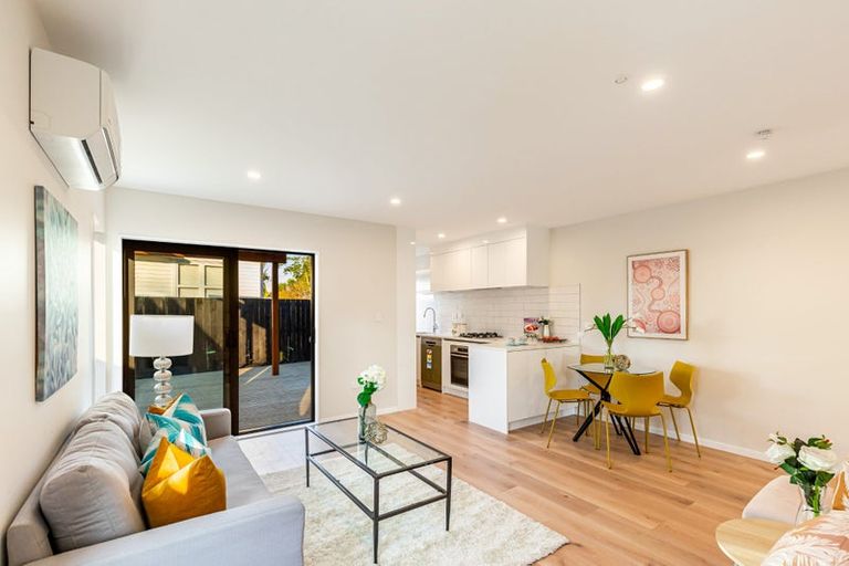 Photo of property in 649c Te Atatu Road, Te Atatu Peninsula, Auckland, 0610