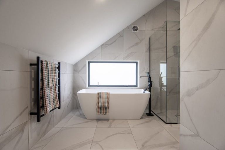 Photo of property in 53 Kings Avenue, Waikuku Beach, 7402