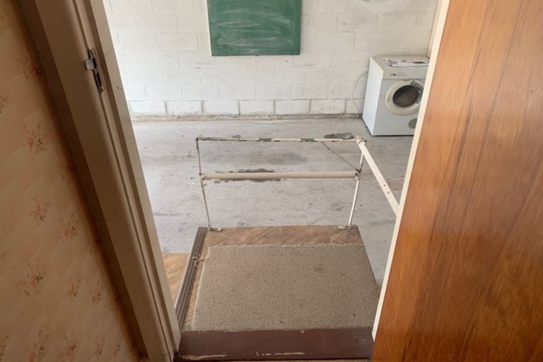 Photo of property in 2/127 Petrie Street, Richmond, Christchurch, 8013