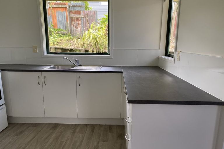 Photo of property in 324 West Coast Road, Glen Eden, Auckland, 0602