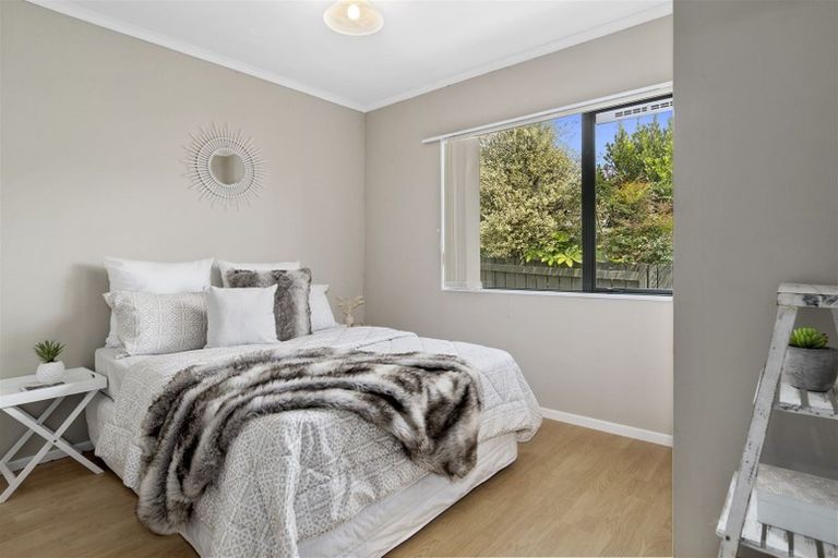 Photo of property in 90 Esmeralda Street, Welcome Bay, Tauranga, 3112