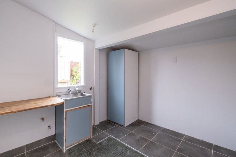 Photo of property in 1a Ropata Street, Hawera, 4610