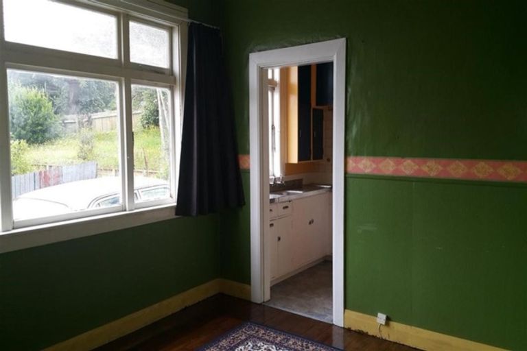 Photo of property in 113 Mangorei Road, Merrilands, New Plymouth, 4312