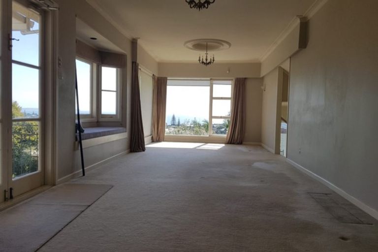 Photo of property in 177 Kowhai Road, Mairangi Bay, Auckland, 0630