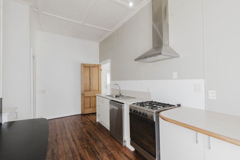 Photo of property in 1/30 Bulteel Street, New Plymouth, 4310
