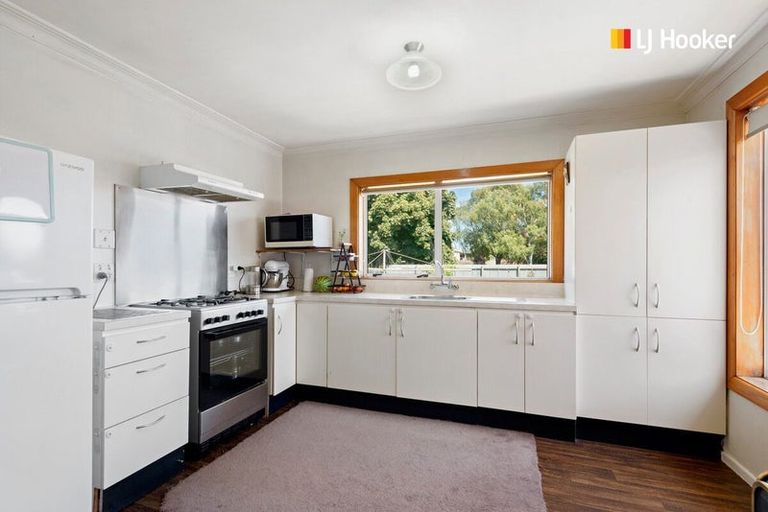 Photo of property in 18 Argyle Street, Mornington, Dunedin, 9011