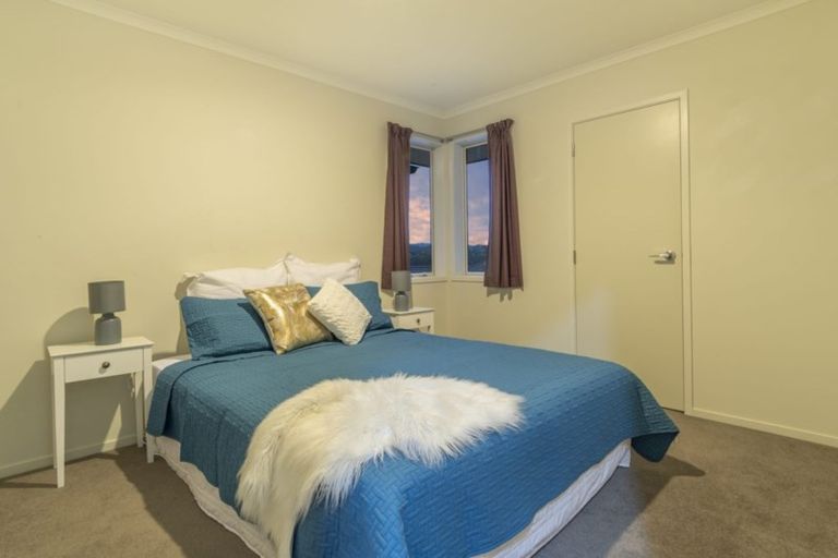 Photo of property in 10 Carex Close, Pyes Pa, Tauranga, 3112