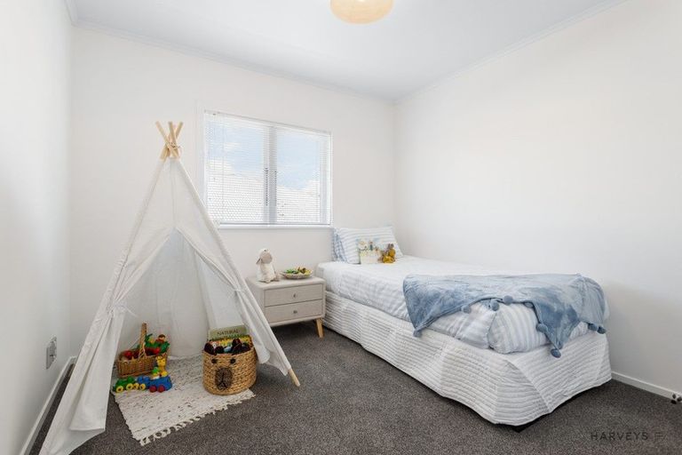 Photo of property in 20 Norman Road, Titirangi, Auckland, 0604