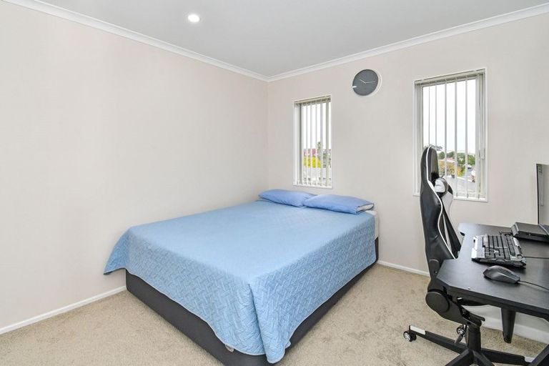 Photo of property in 27b Gifford Road, Papatoetoe, Auckland, 2025