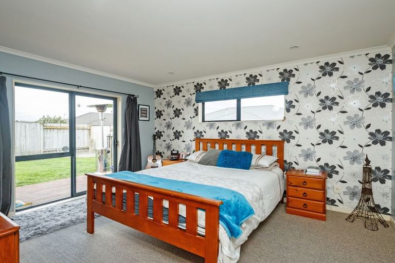 Photo of property in 155 Schnell Drive, Kelvin Grove, Palmerston North, 4414