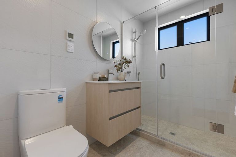 Photo of property in 1/6a View Road, Papakura, 2110