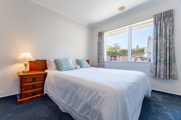 Photo of property in 132b Raumati Road, Raumati Beach, Paraparaumu, 5032