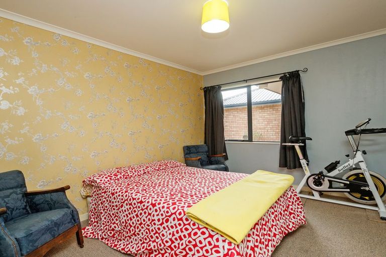 Photo of property in 155 Schnell Drive, Kelvin Grove, Palmerston North, 4414