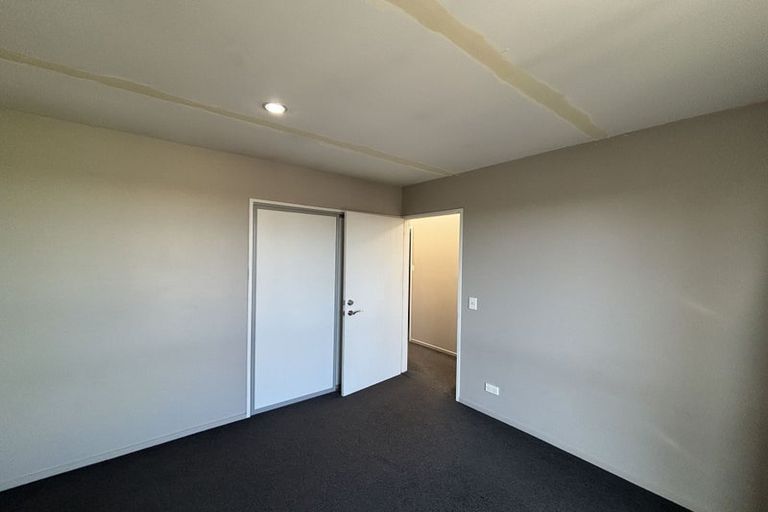 Photo of property in 30d Lyndon Street, Riccarton, Christchurch, 8041