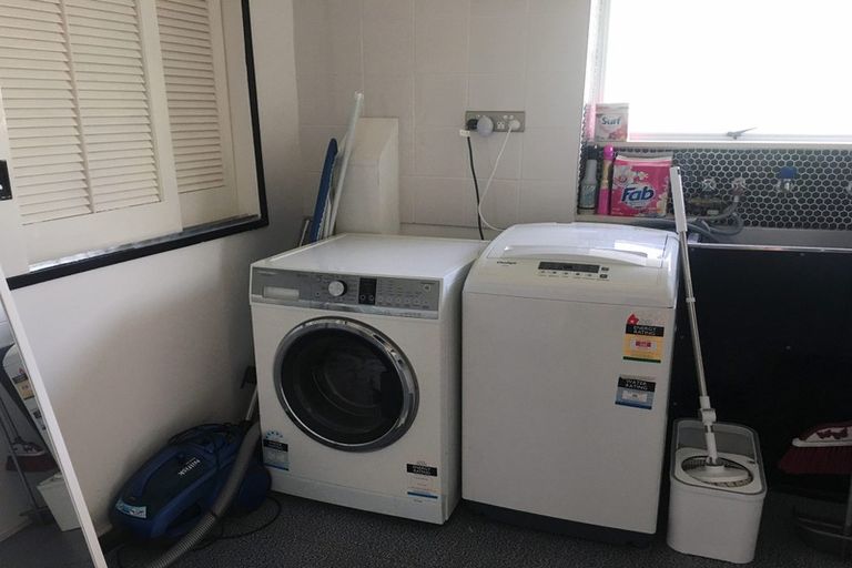 Photo of property in 3 Battenburg Place, Torbay, Auckland, 0630