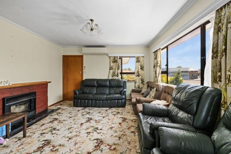 Photo of property in 50 Wycliffe Street, Onekawa, Napier, 4110