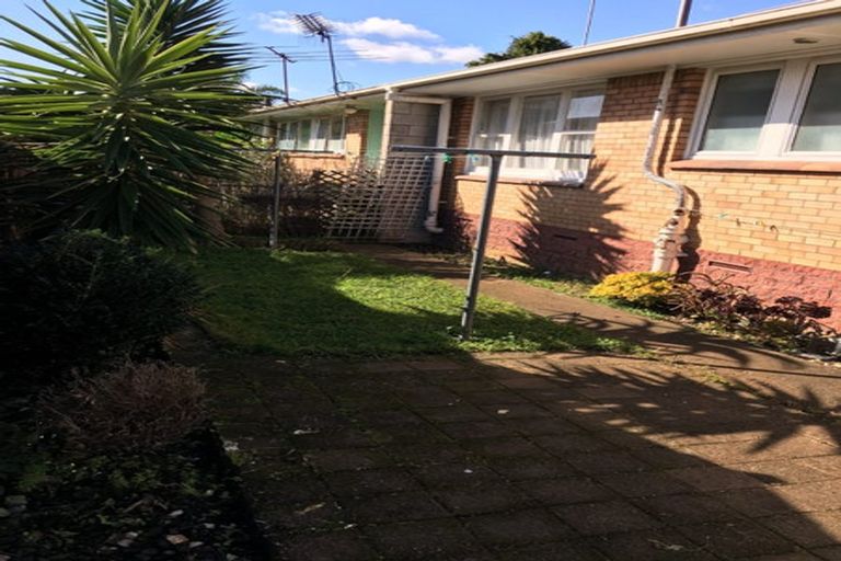 Photo of property in 2/33 Miles Avenue, Papatoetoe, Auckland, 2025
