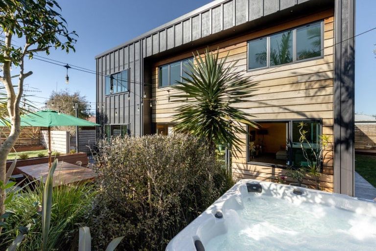 Photo of property in 232a Valley Road, Mount Maunganui, 3116