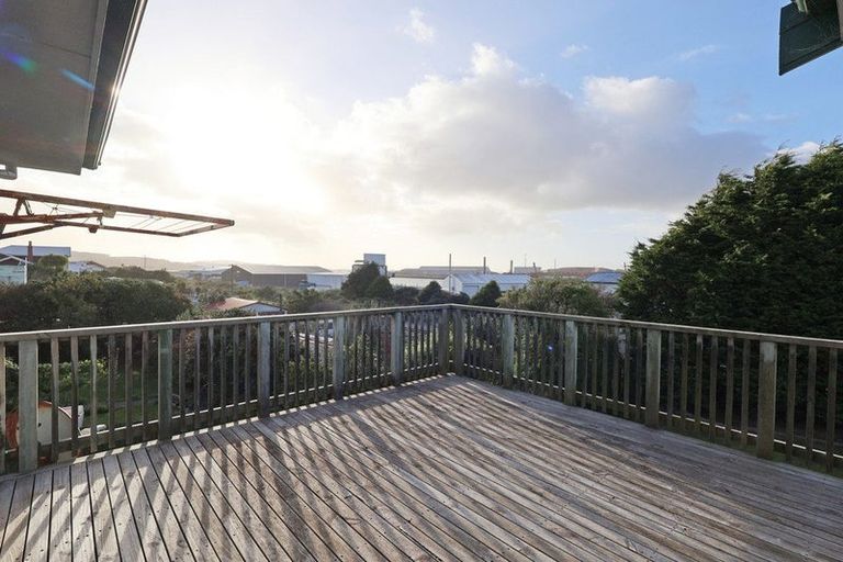 Photo of property in 23 Blackwater Street, Bluff, 9814