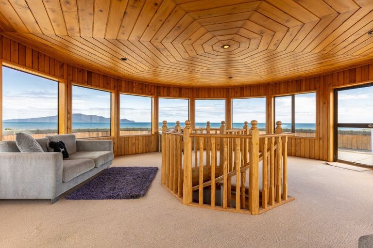 Photo of property in 24 Paetawa Road, Peka Peka, Waikanae, 5391