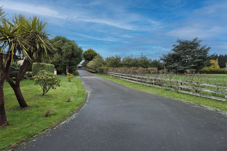 Photo of property in 435d Avonhead Road, Avonhead, Christchurch, 8042