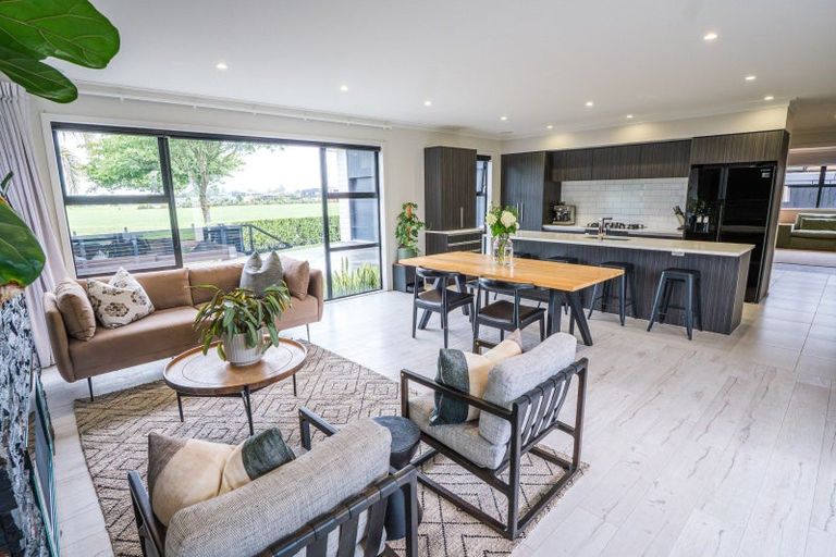 Photo of property in 33 Meadowfield Street, Flagstaff, Hamilton, 3210