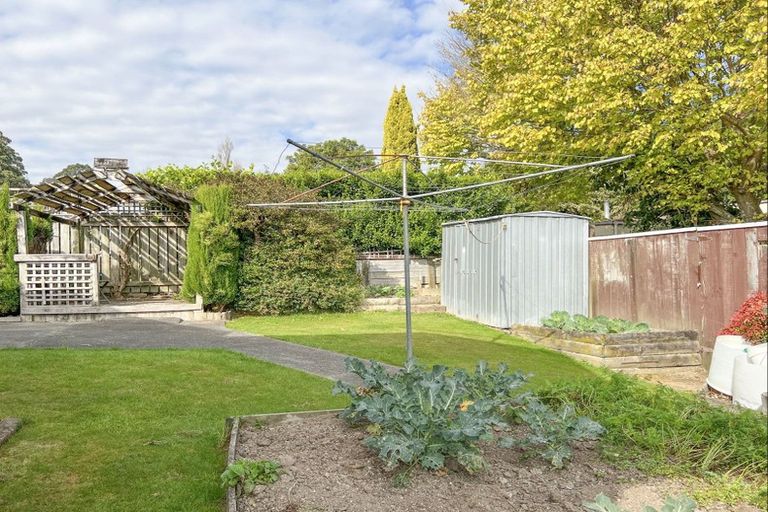 Photo of property in 2 Davidson Crescent, Pahiatua, 4910