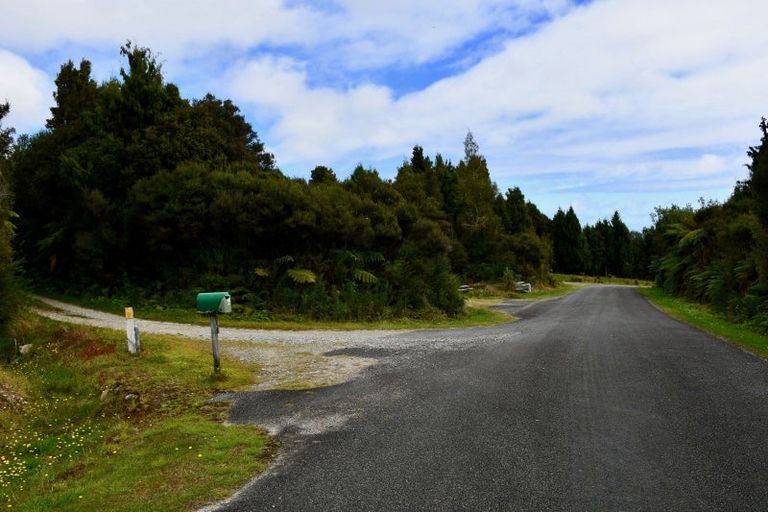 Photo of property in 70 Sunset Heights Road, Karamea, 7893